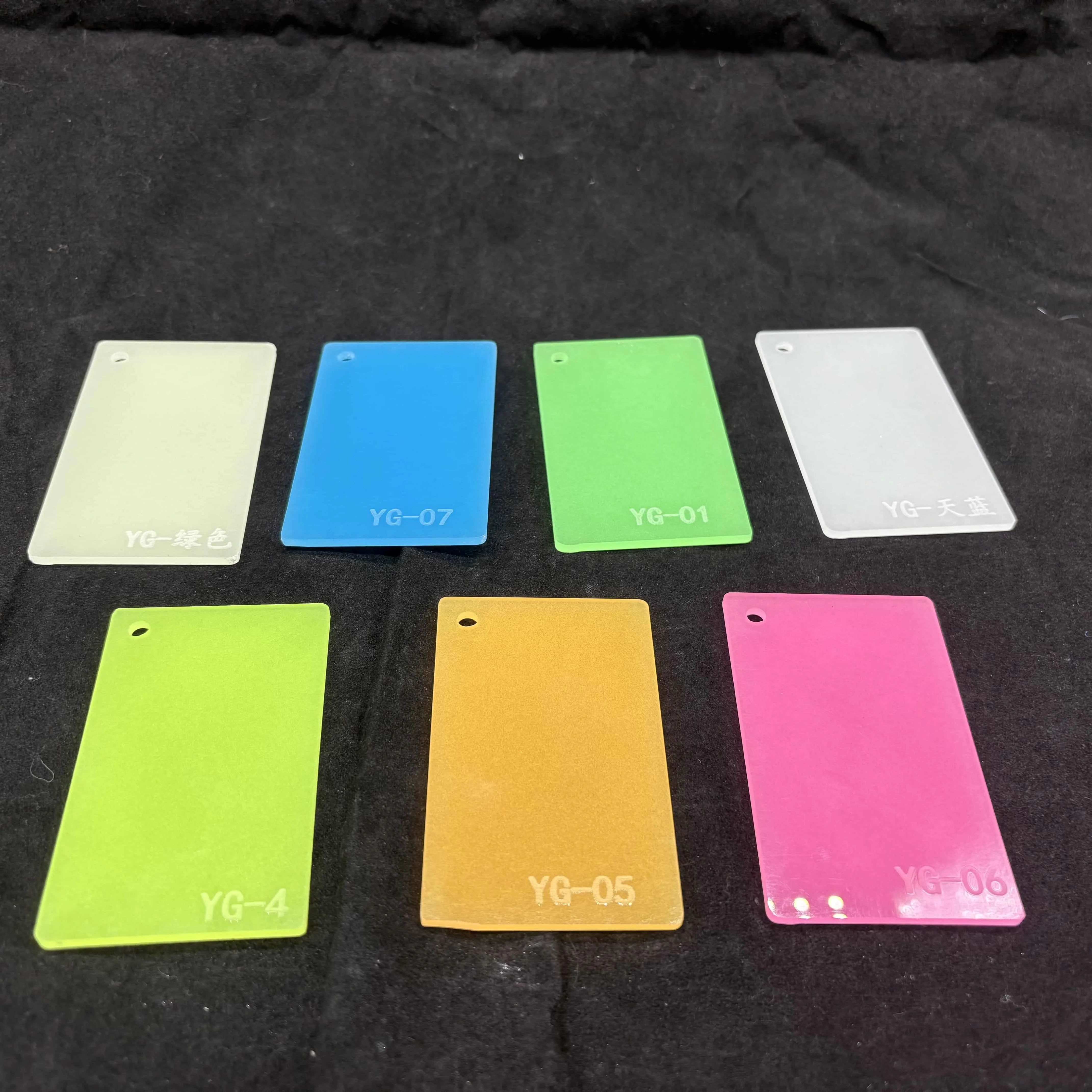 Glow in the Dark Acrylic Sheet Glow in the Dark Acrylic Sheet