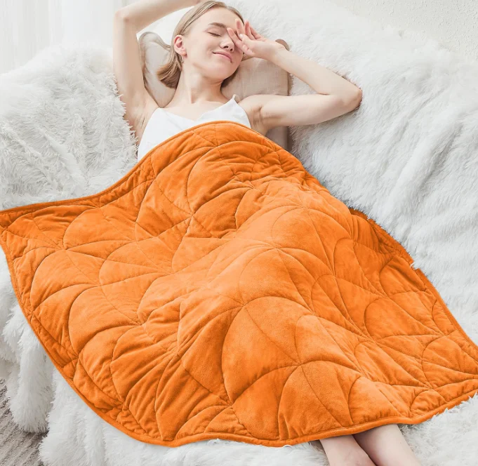All Season Traveling Leaf Shape Design Eco-friendly Glass Beads Filling 7lbs Weighted Lap Blanket for Relaxation
