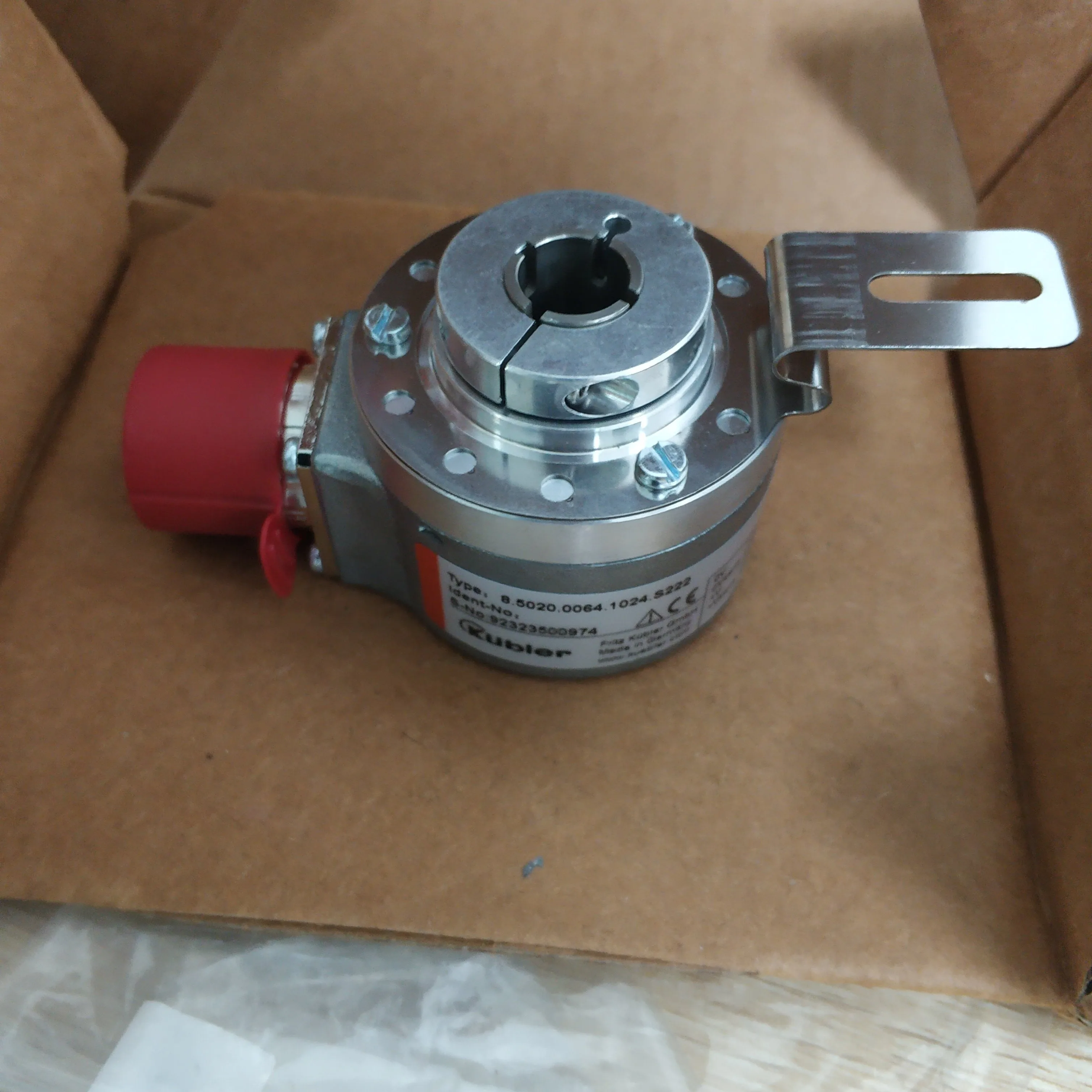Kubler Incremental Encoder 8.5020.2552.2048 main image 0