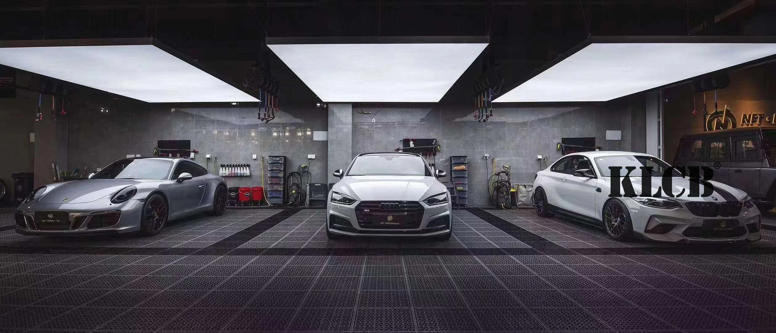 CE Certified LED Panel Car Detailing Light Electric Power Source for Car Garage or Showroom with Printed Logo