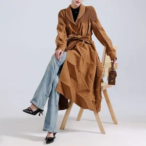 New Arrival 2025 Autumn and Winter Coat Loose Lace Mid-length Pleated Windbreaker Jacket Women's Fashion Coat