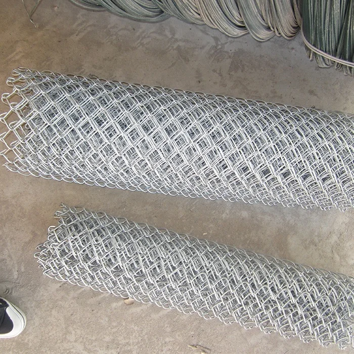 9 Gauge Diamond Wire Fencing Cyclone Wire/ 50x50mm Mesh Size Chain Link Mesh Fence