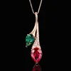 Colgante de corindón rojo + Nano verde con cadena