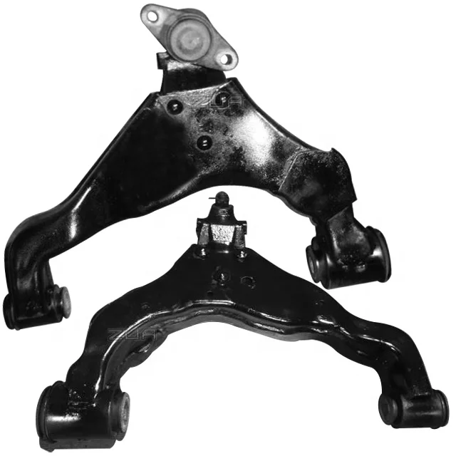 トヨタハイエースバンKDH206V右フロントロアアーム480682617048068