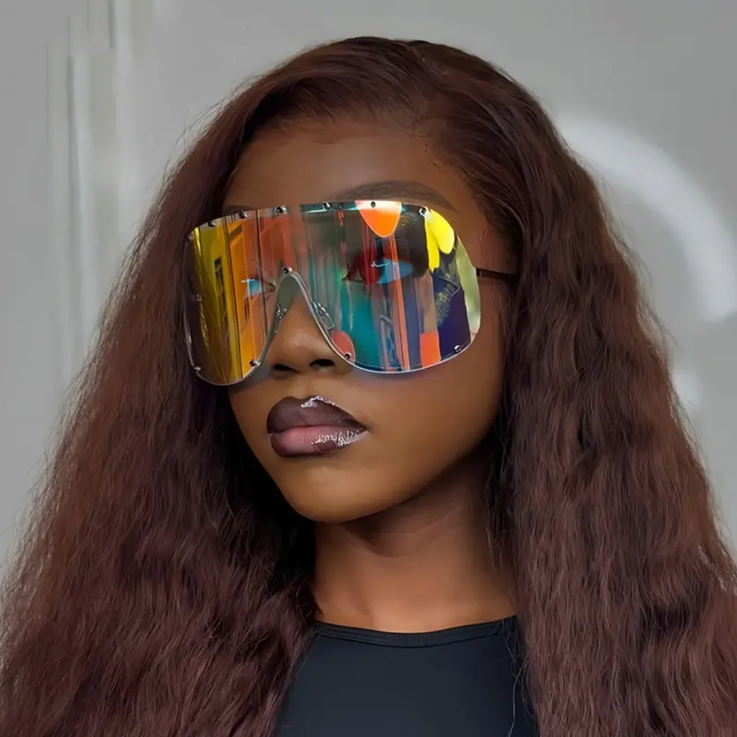 2025 New Trends Designer Oversized One Piece Lens Sunglasses Women Men  Steampunk Rivets Hip Hop Y2K Outdoors Travel Sun Glasses