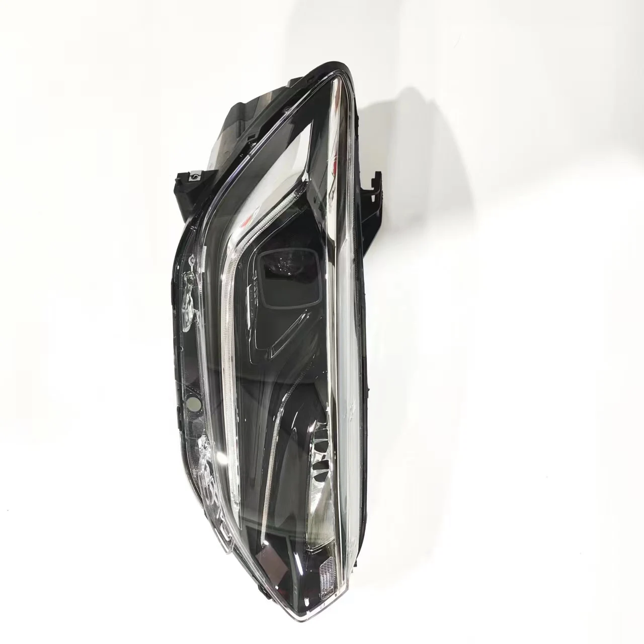 Chevrolet Tracker LED Headlights - OEM 26306790 & 26441372