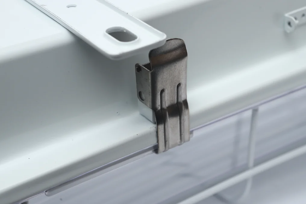 Оснащен аварийной ситуации CSS флуоресцентный подвесной светильник для JCY22-2EF