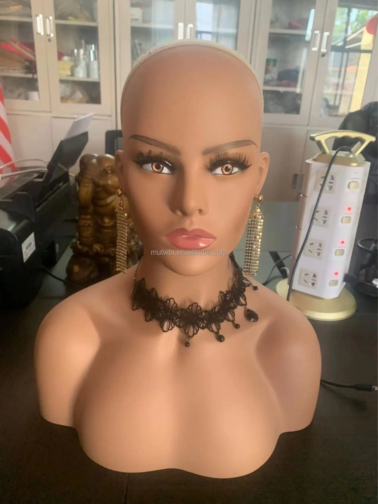 Hot Sale Pvc Mannequin For Jewelry Wig Display Makeup Face Realistic