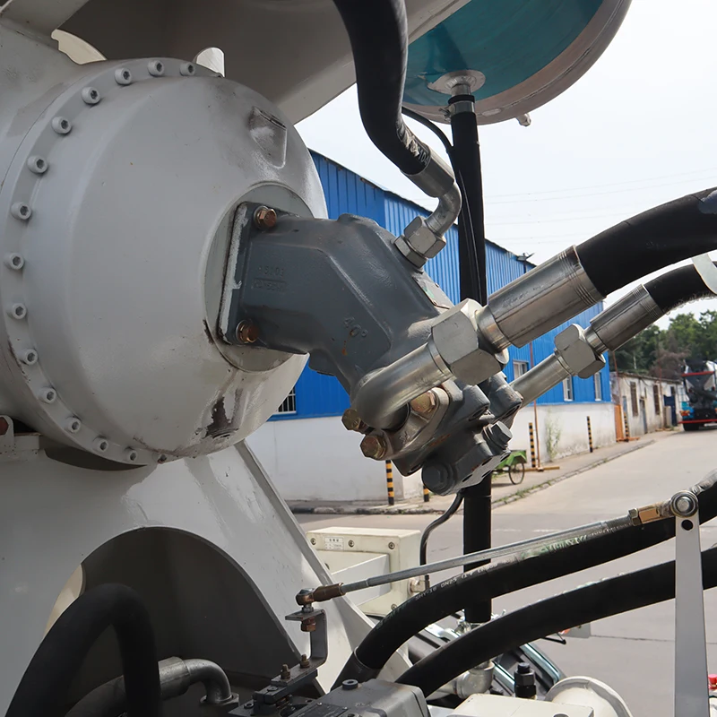 CIMC LINYU 2m3 3 Cubic Shacman Cement Tanker Truck Isuzu Cement Mixer Truck Howo Bulk Cement Truck Price