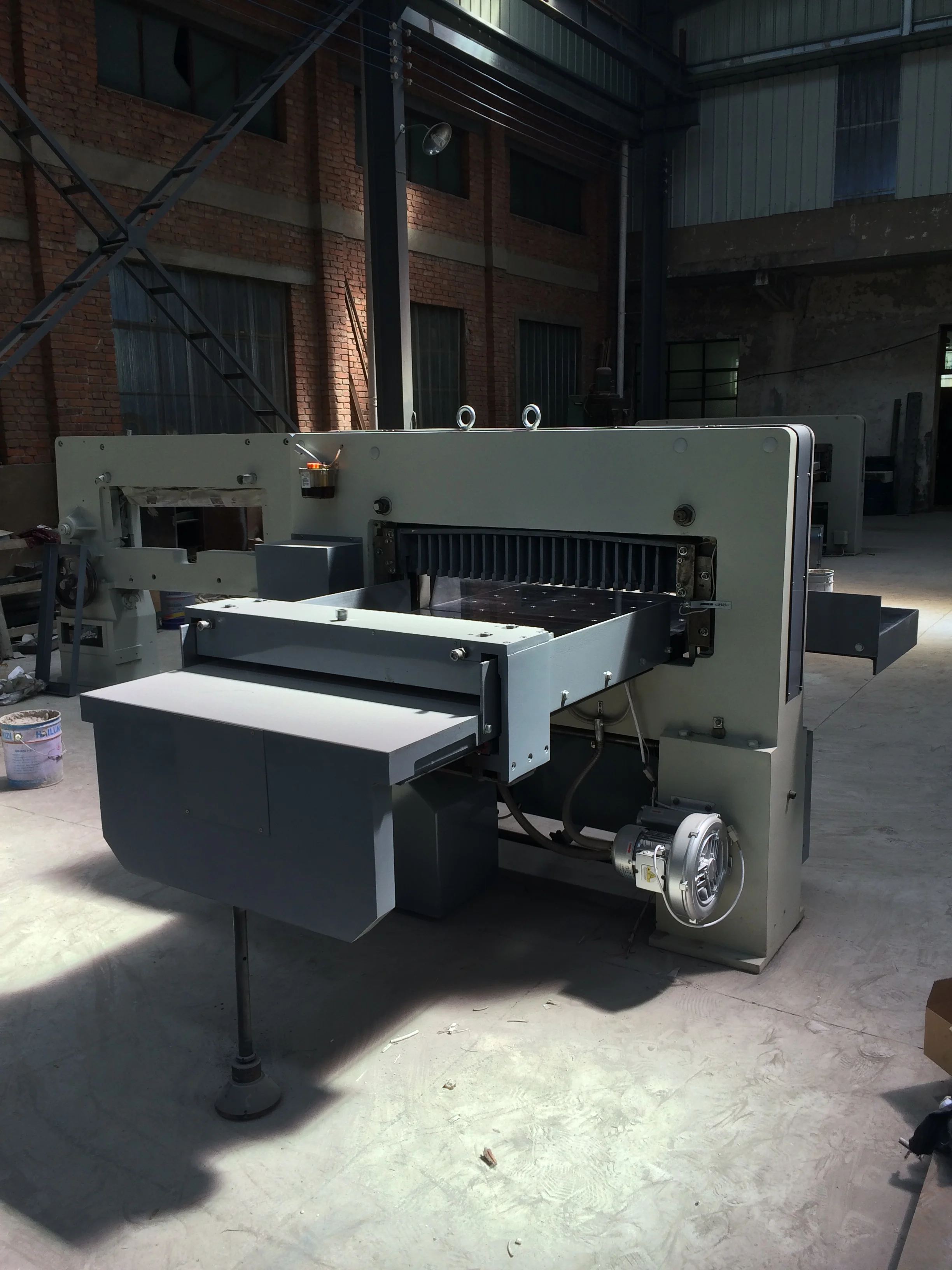 Paper Cutter Machine Automatic Paper Cutting Machine for Hot Sale