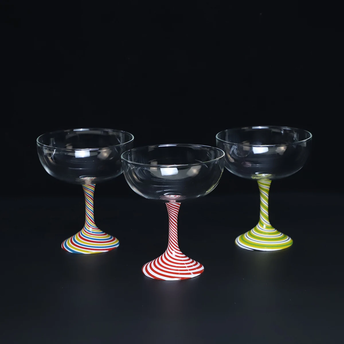 Vintage Coloured Threaded Glass Goblets Crystal Red Wine Goblet Glasses for Christmas