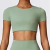 Top corto verde