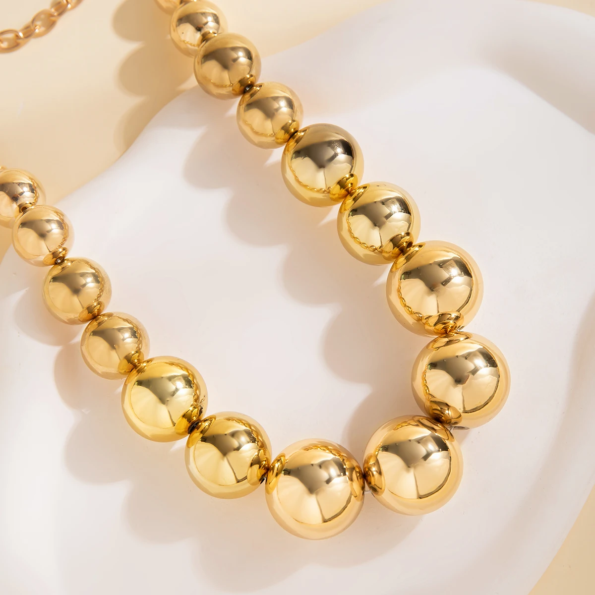 Exaggerated Big Ball Beaded Chain Choker Necklace for Women