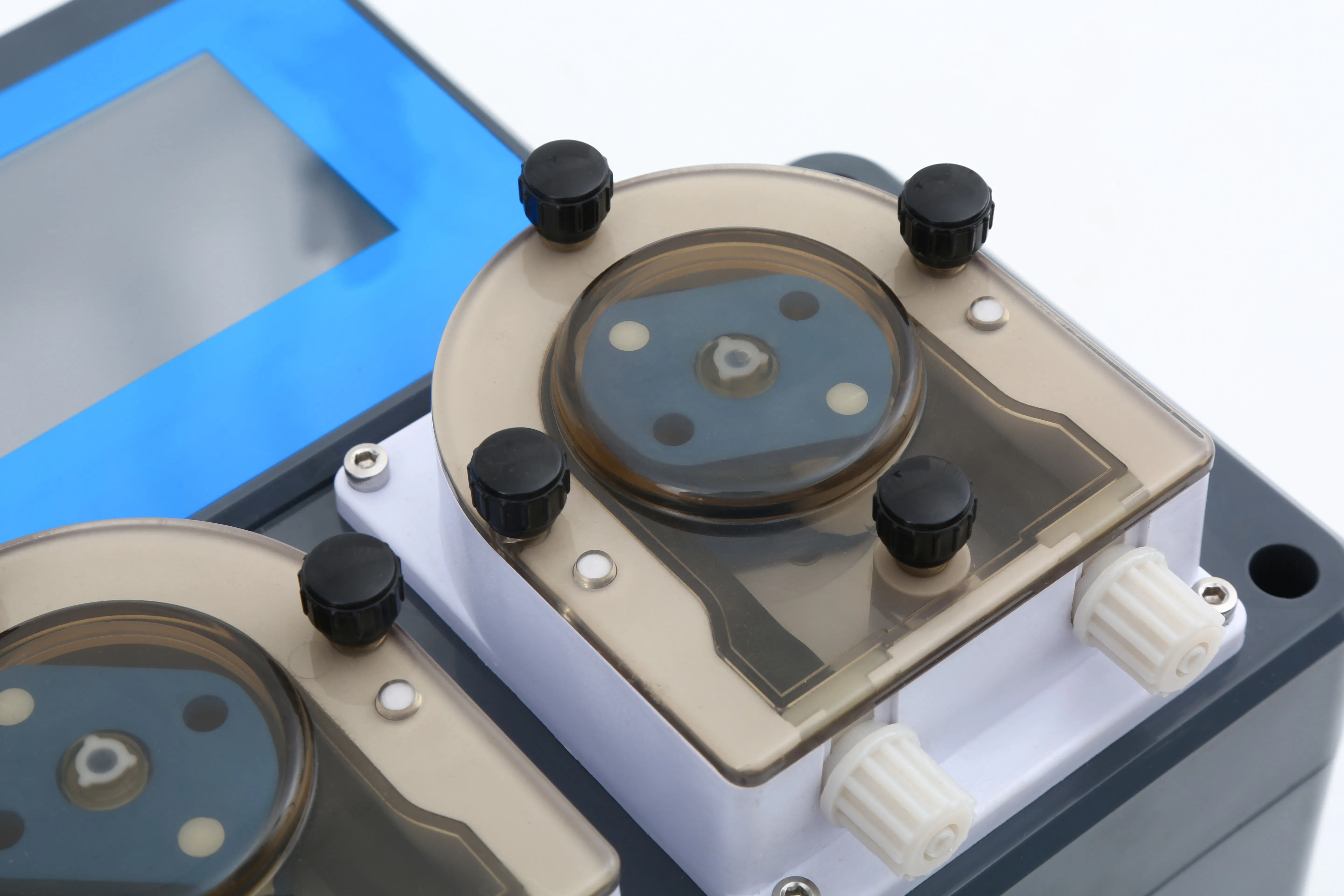 Подходит для коммерческой стиральной машины химический дозатор шайбы (для одной машины)