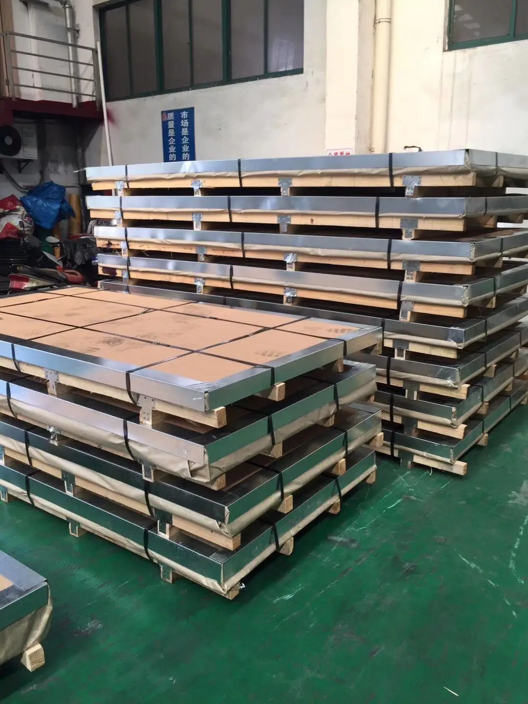 Hot Selling Aluminum Foil 1100 1145 1050 1060 1235 3003 5052 5A02 Aluminum Foil 8011 Jumbo Roll