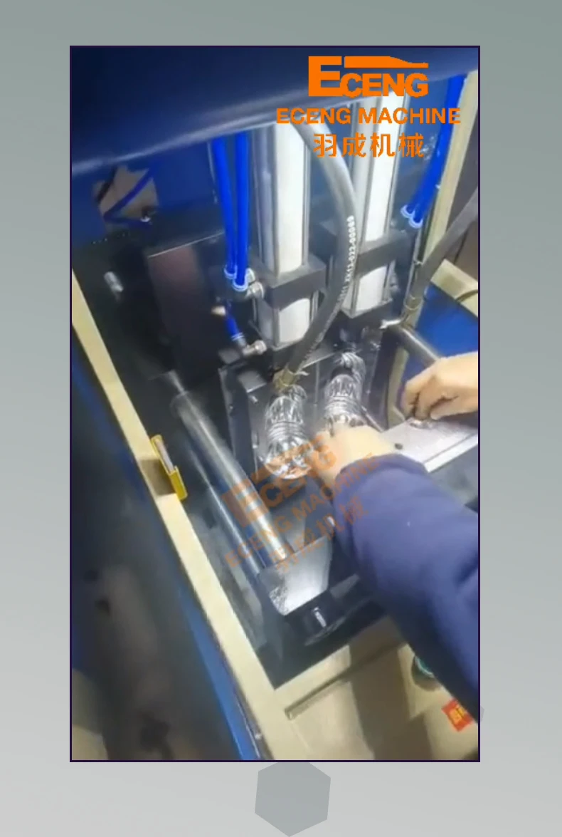 Easy to operate 2cavitie 800BPH semi automatic PET blow molding 50ml to 2000ml bottle blowing machine price