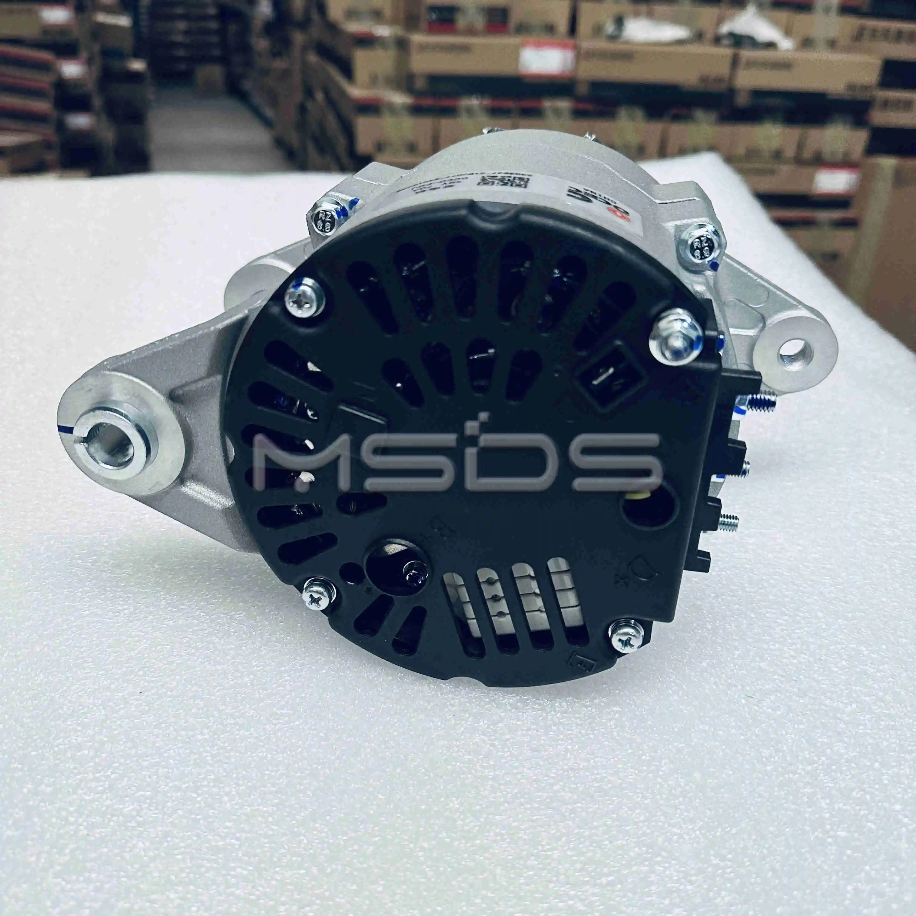 カキ QSB6.7 Peças de motor Cummins 28V 70A ALTERNADOR 5303837| Alibaba.com
