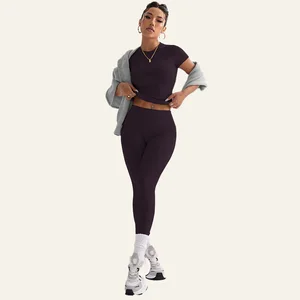 New Arrival Workout Clothing Solid Women's Yoga Outfit Sportswear Fitness Yoga Wear Sustainable Gym Fitness Sets for Women