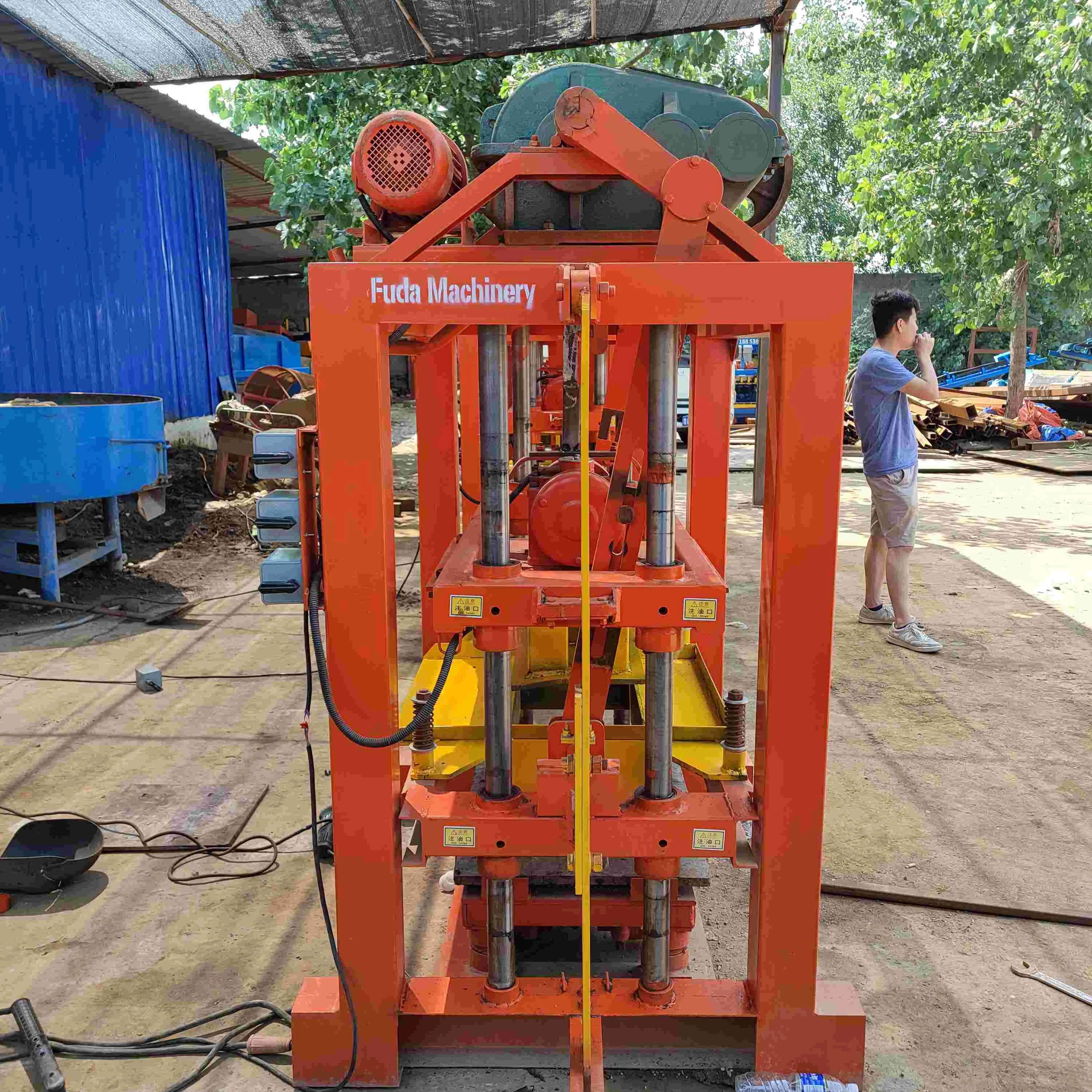 Bricklaying Hollow Block Making Machine Qtj4-40b2 Prices of Cement Brick Moulding Making Machine in Ghana Qtj4-40