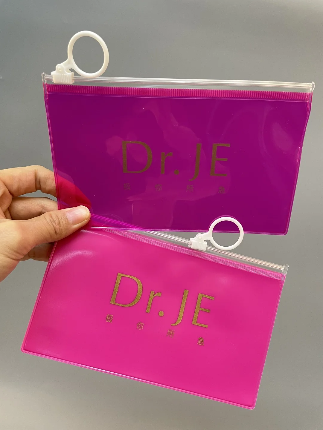 Provide Free Samples Custom Frosted Durable Multifunction Storage Pouch Biodegradable Plastic