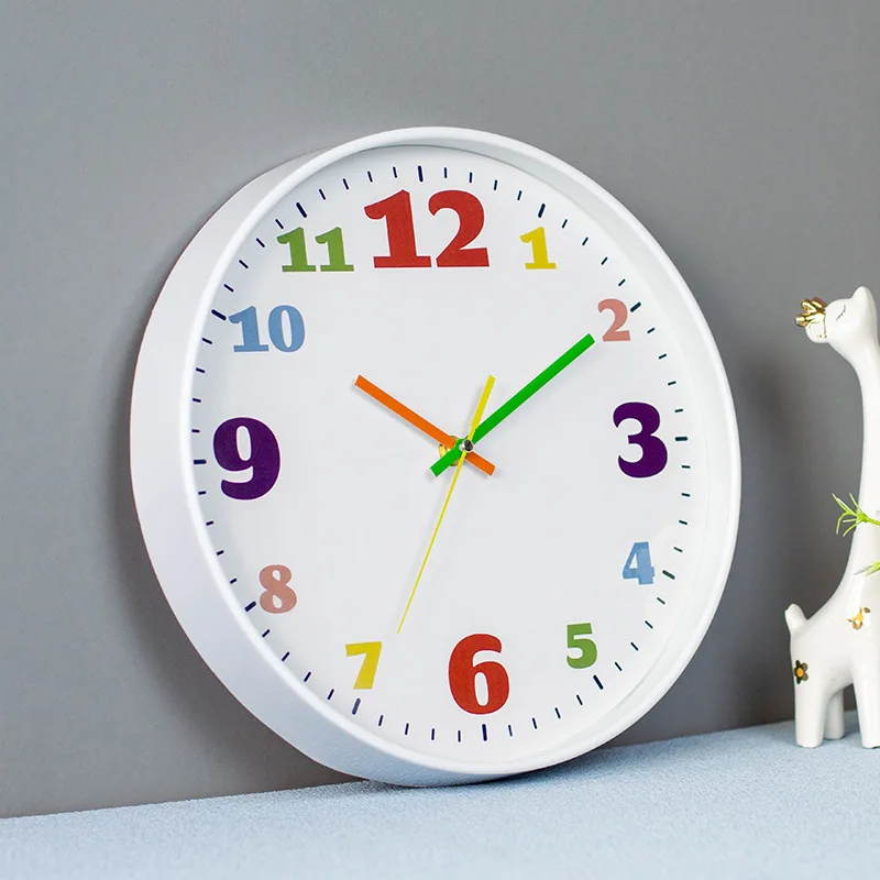 Wholesale Wholesale Home Decoration Simple Round Design 10 Inch Cheap Plastic Digital Wall Clock Customized Customized