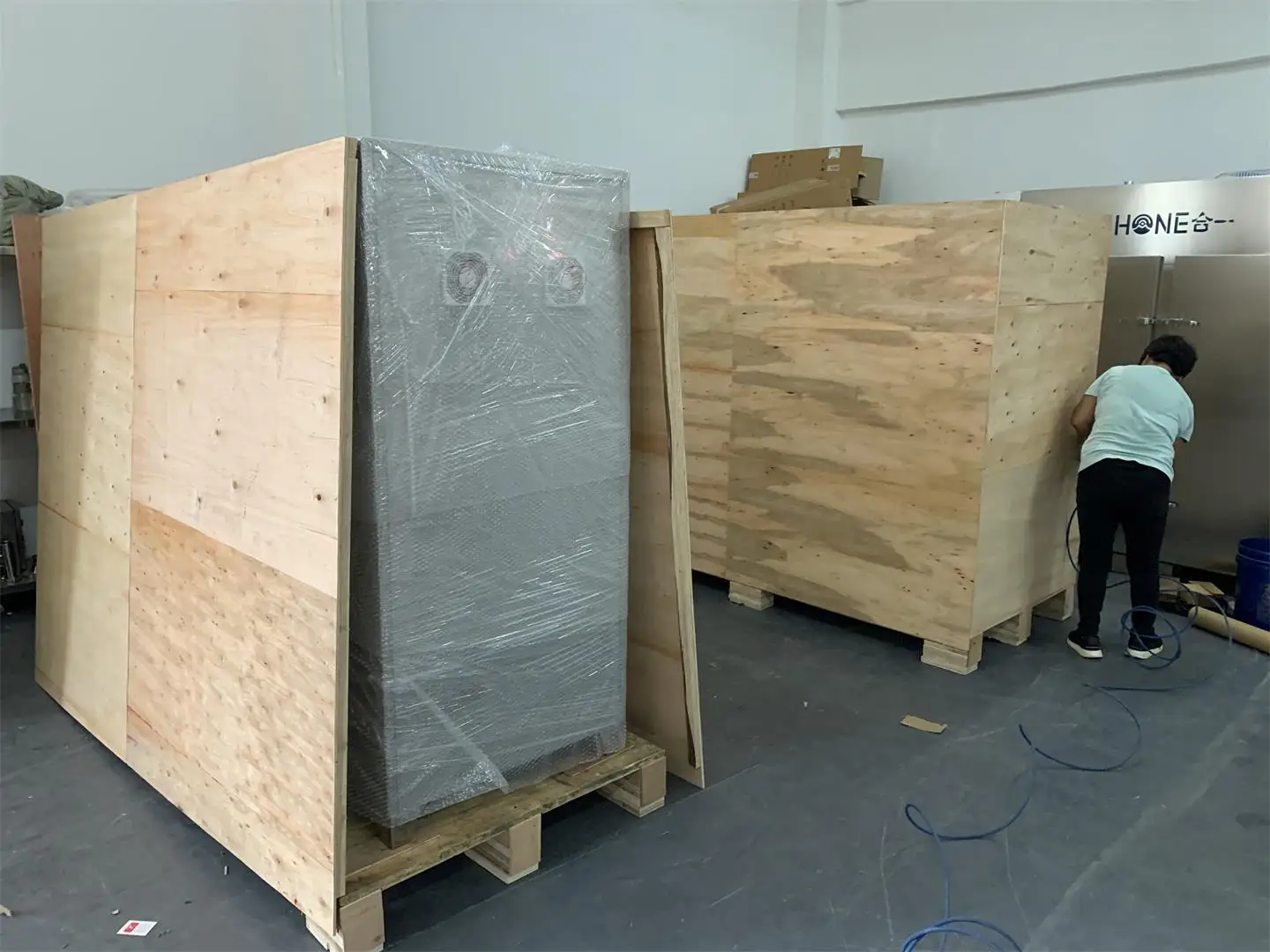 
 Косметическая машина HONE для производства крема для кожи, аппарат для смешивания крема, вакуумный эмульгирующий смеситель, гомогенизатор  