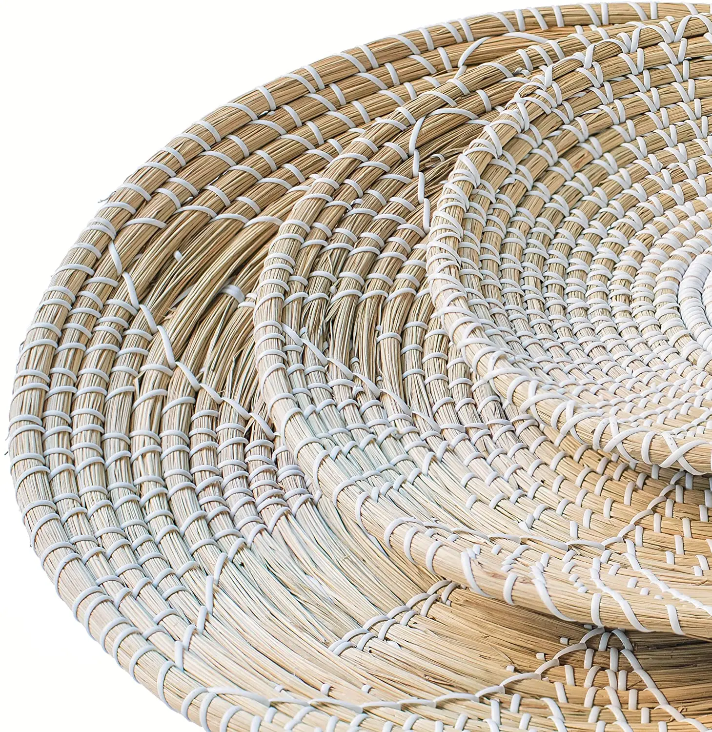 Плетеная настенная корзина, набор из 3 больших подвесных натуральных плетеных плоских корзин из морских водорослей, круглая настенная корзина в стиле бохо, декор для гостиной