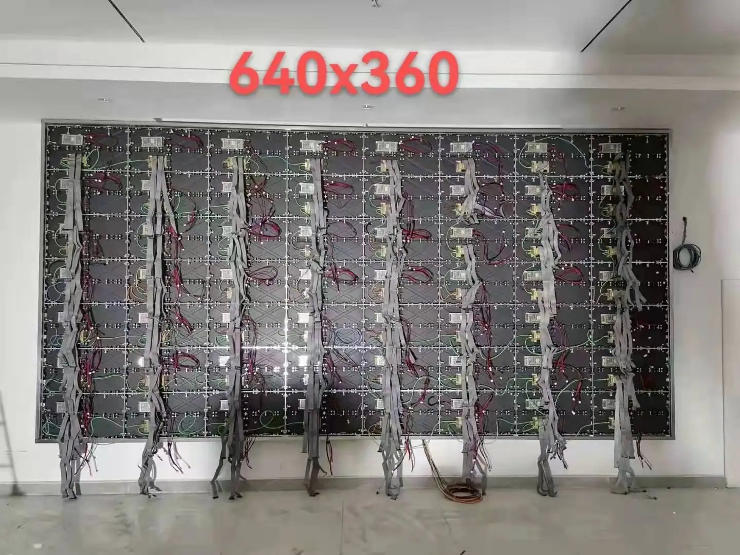 640*360 Empty Cabinet Frame HD TV Indoor P1.5 Mobile Led Display Screen  Panel Board supplier