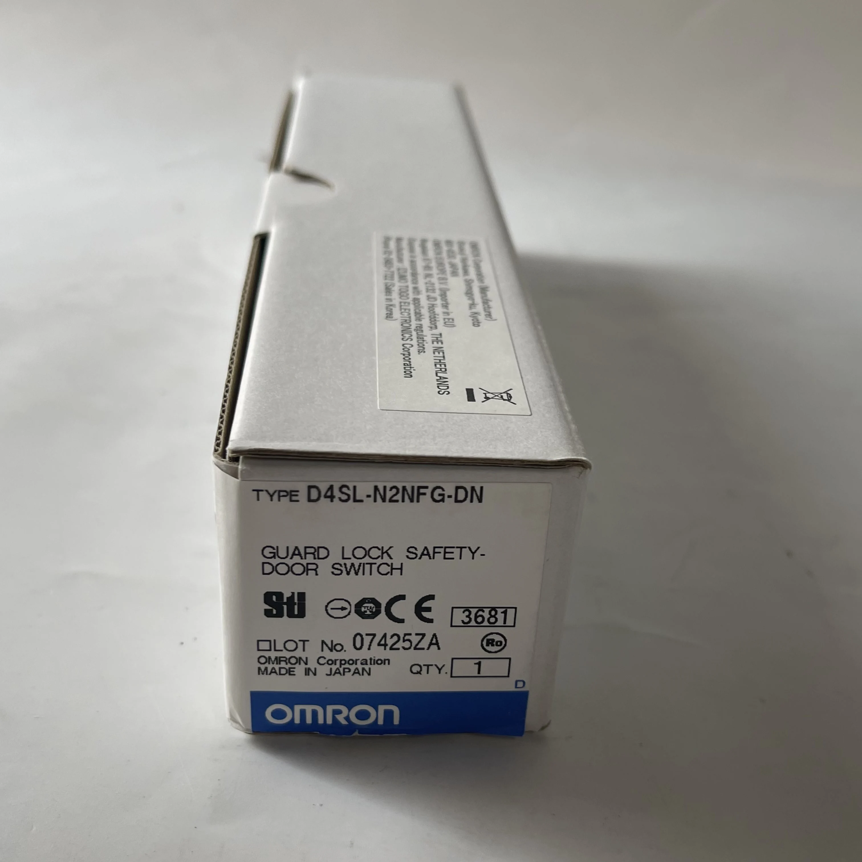 OMRON Guard Lock Safety Door Switch D4SL-N2NFG-DN