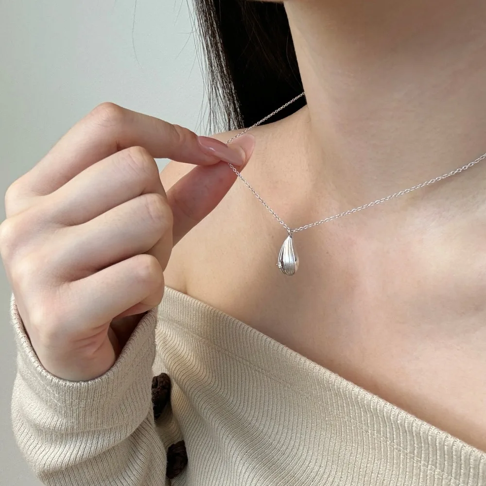KAKODIY Reliable Jewelry Fashion 925 Sterling Silver Polished Surface 5A Cubic Zirconia Tear Shape Pendant Necklace for Women detail 5