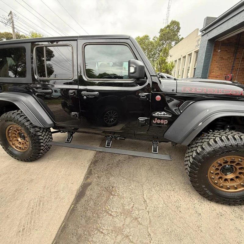Trittbretter NerfBar Für Jeep Wrangler JL 2-Türer (2018–2025) – Schwarz, Aluminium, 2 Stück