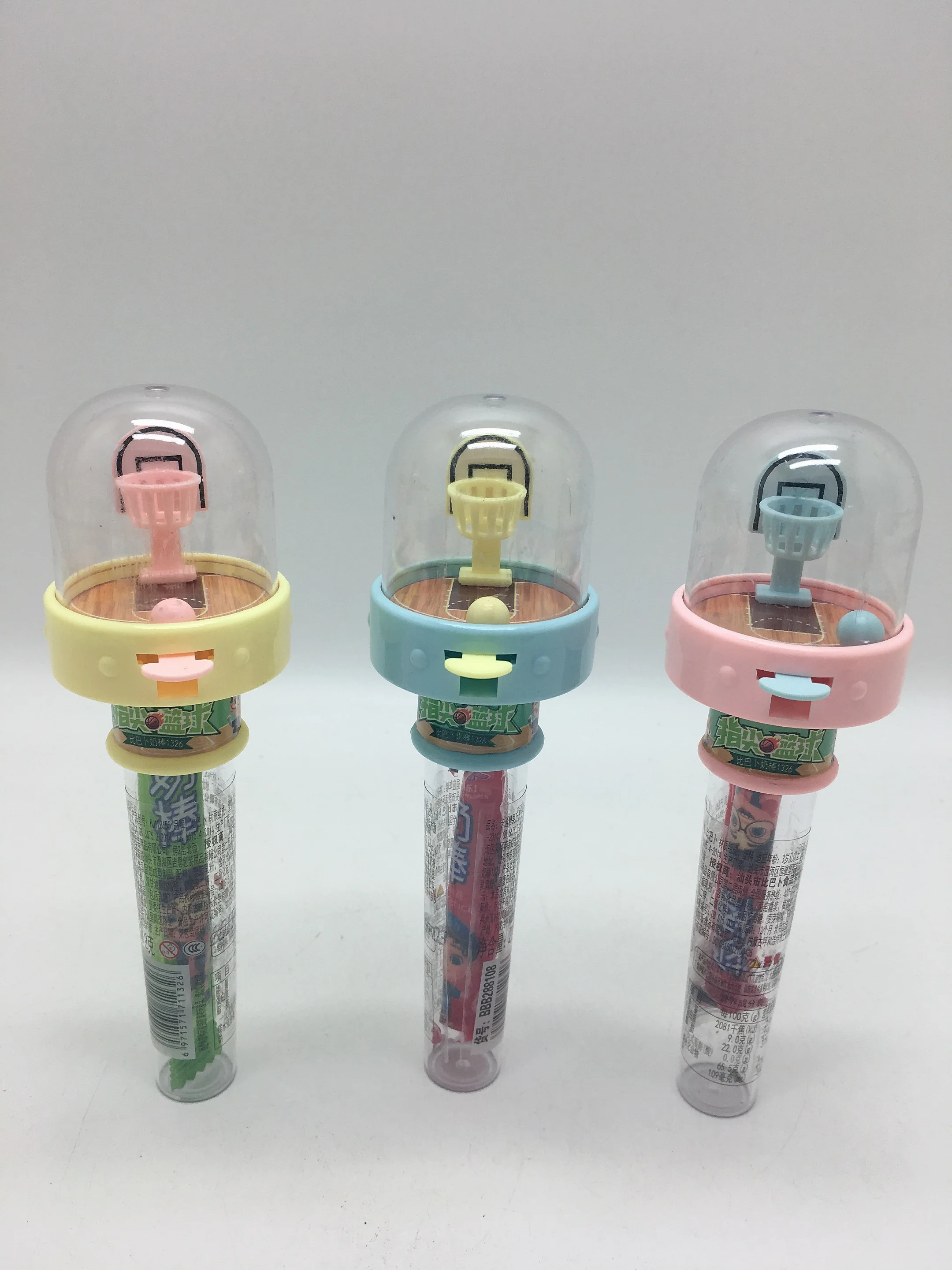 Детские сладкие мини конфеты игрушки для детей оптом конфеты заполненные пластиковые игрушки