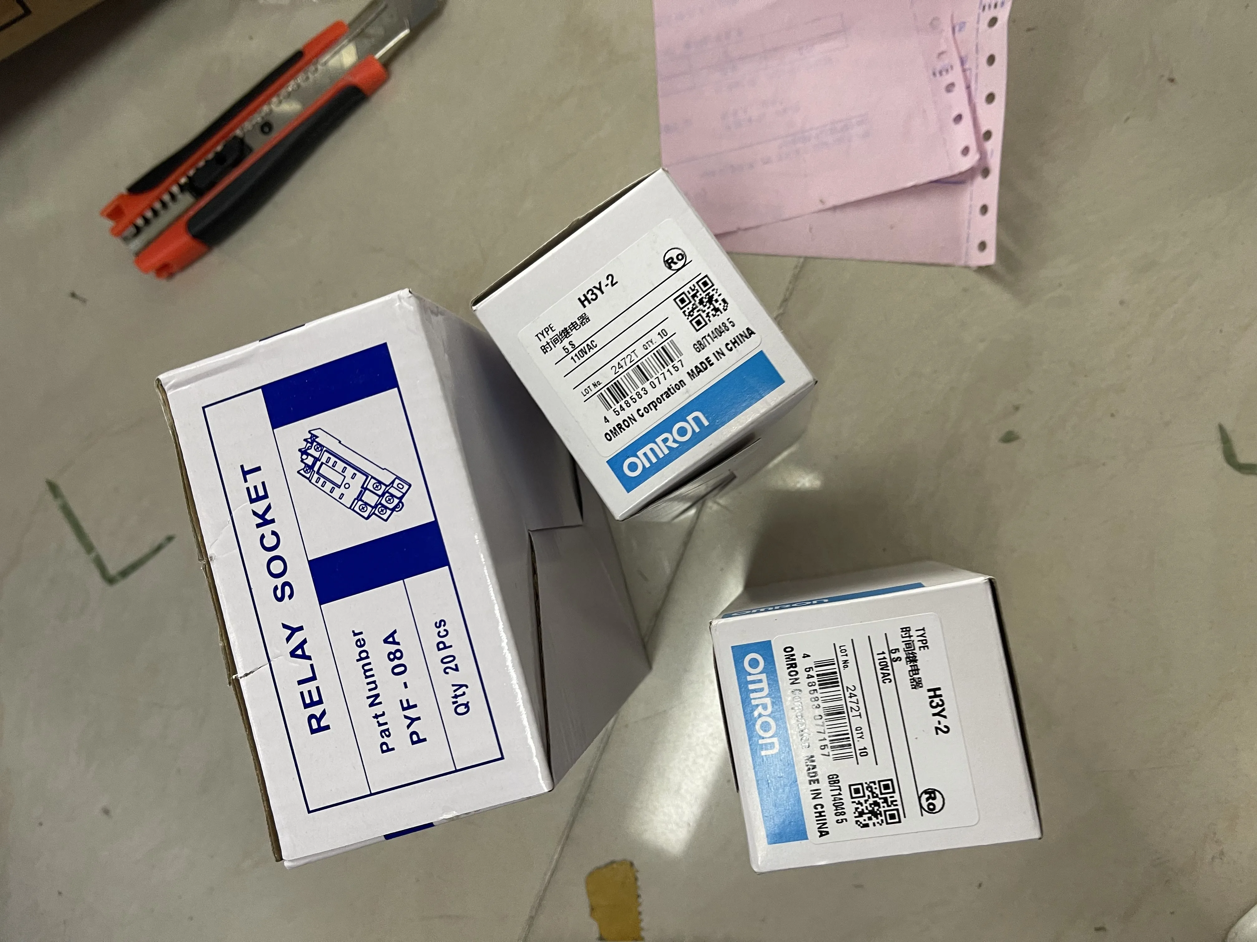 Omron Time Relay Relay Socket H3Y-2, PYF-08A