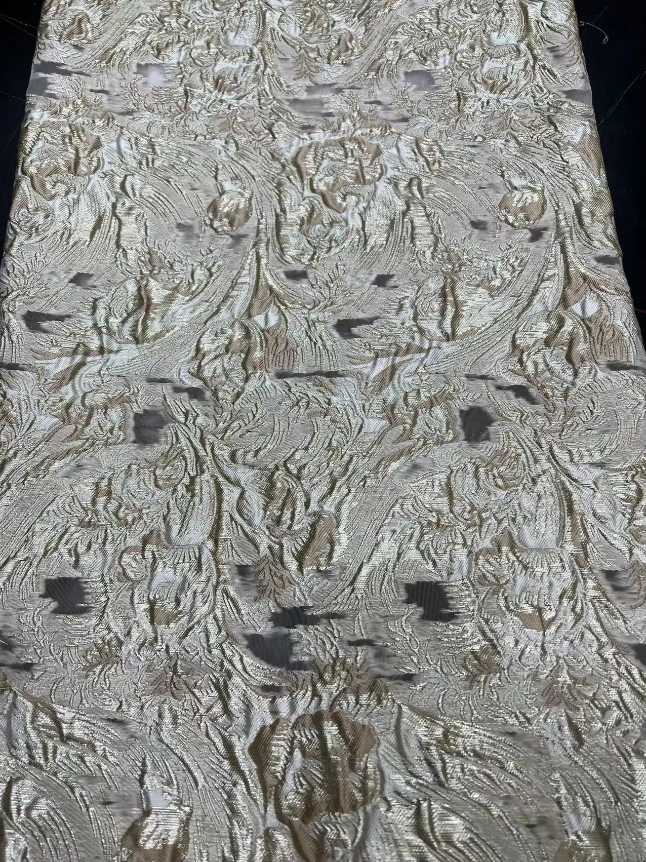 Cheap Brocade Emboss Royal Design Jacquard Fabric With Polyester for Jacquard