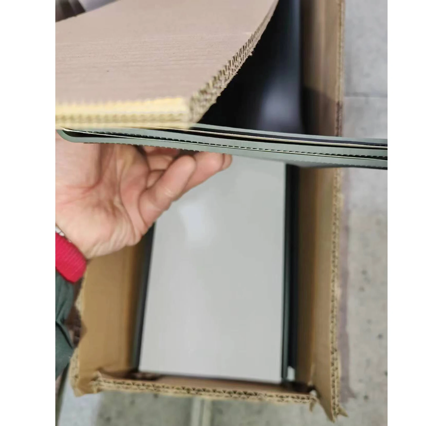 Waterproof Wall Baseboard with Self Adhesive Backing Peel and Stick Rubber Cove Base PVC Skirting Board