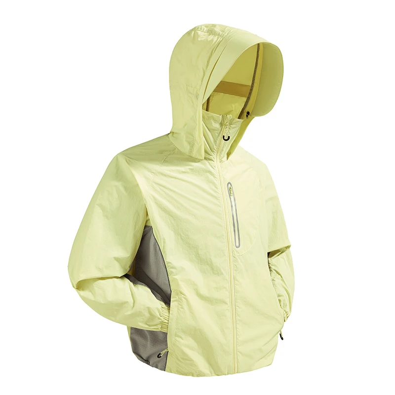 Color-blocked UPF50+ hooded sun protection jacket for outdoor cycling and running. Nylon quick-drying construction with back ventilation holes and reflective zipper details.