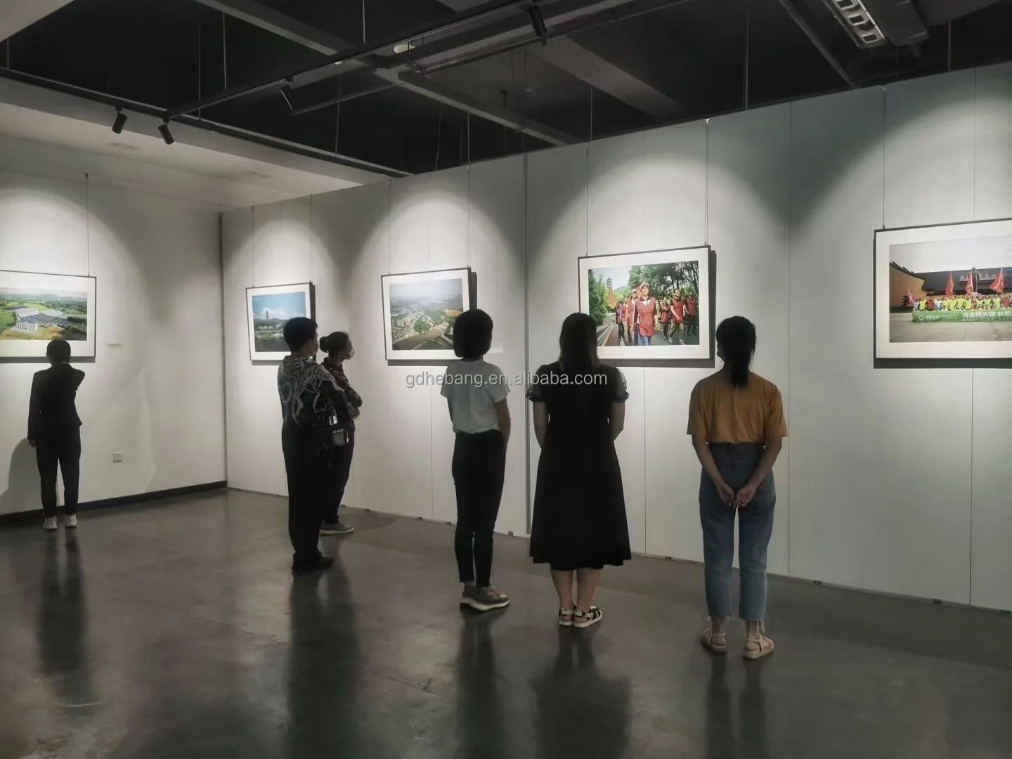 Modular Art Gallery Display Board Movable Folding Partition Art