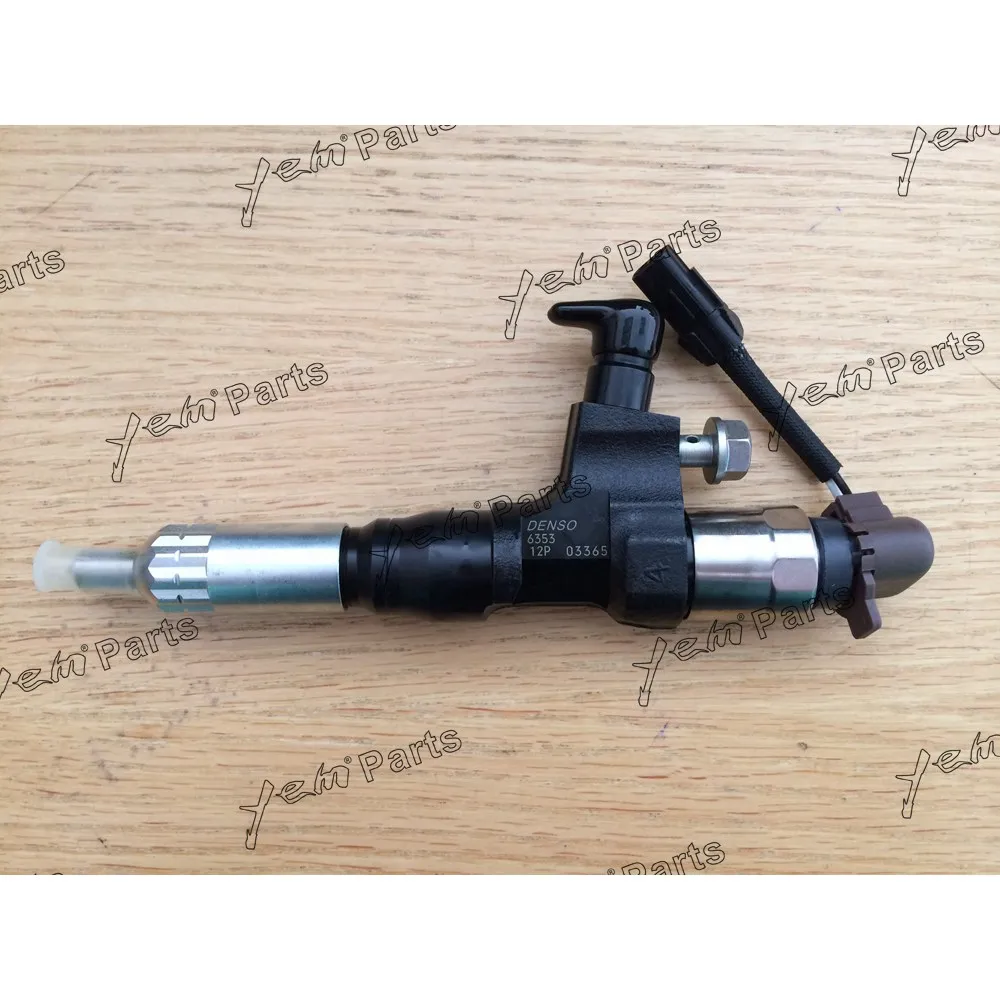 J05E Injector for Hino Engine Spare Part 2