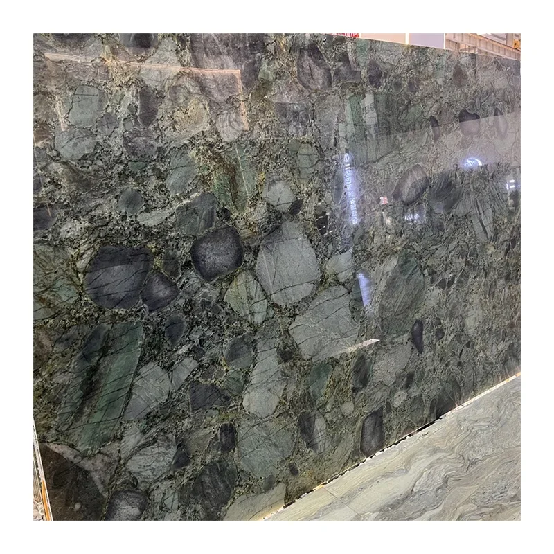 Brasiliansk luksuspoleret Jungle Jewel-kvartslithplader til vægdesign, Emerald Grøn kvartslithfliser til bordplade