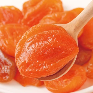 Sweet Dried Yellow Apricot Whole Preserved Fruit Dried Apricot Slices Ready to Eat Bulk Sale