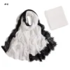 Blanc avec dentelle noire