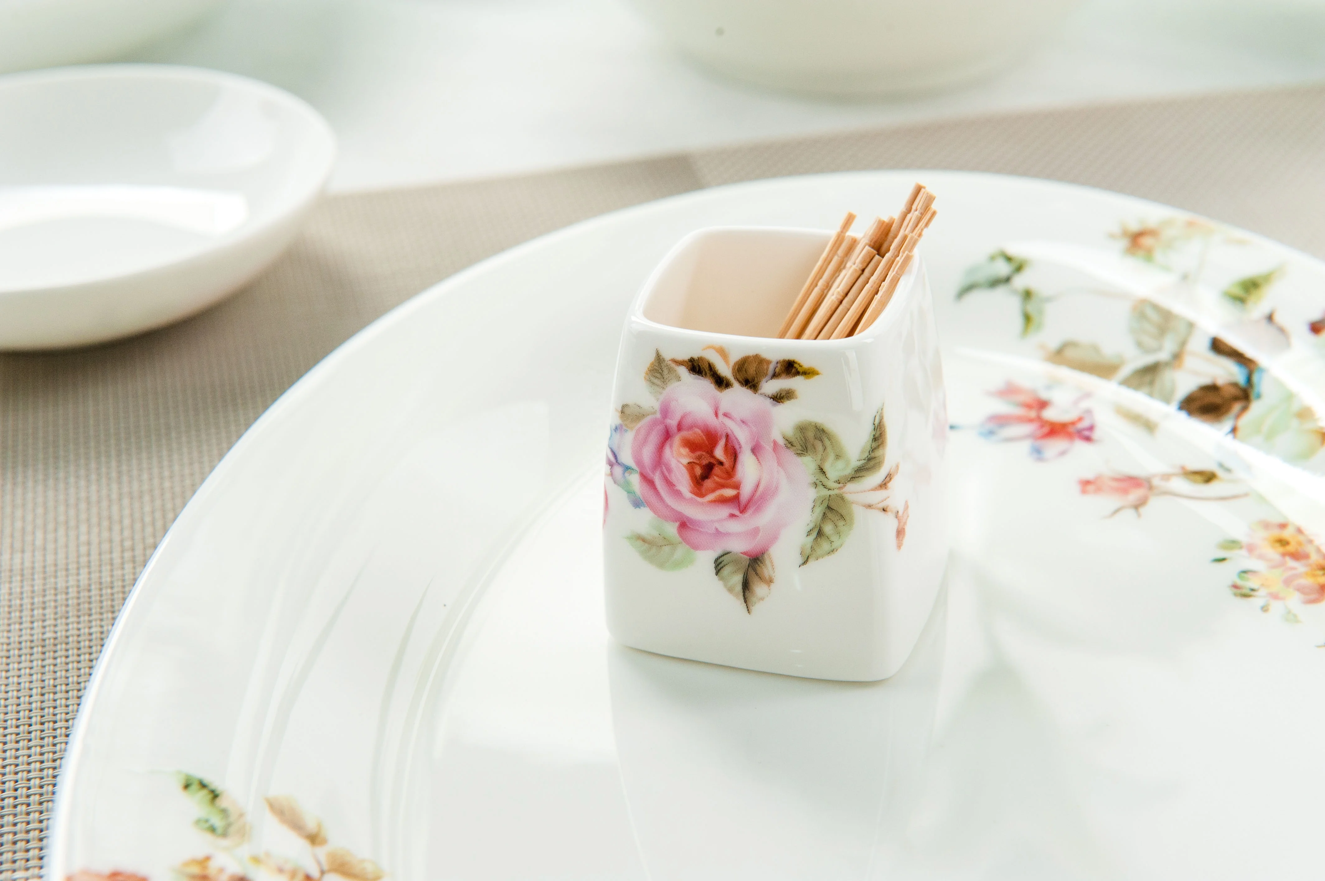 cheap tableware