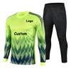 Conjunto de pantalón verde de manga larga