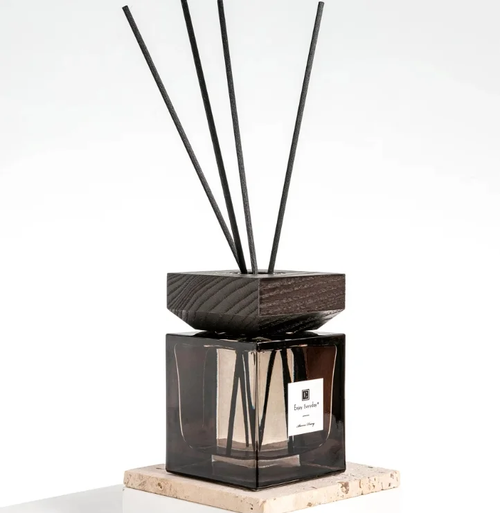 product hot selling premium aromatherapy glass elegant durable scent 200ml essential oil home decor reed diffuser sets-6