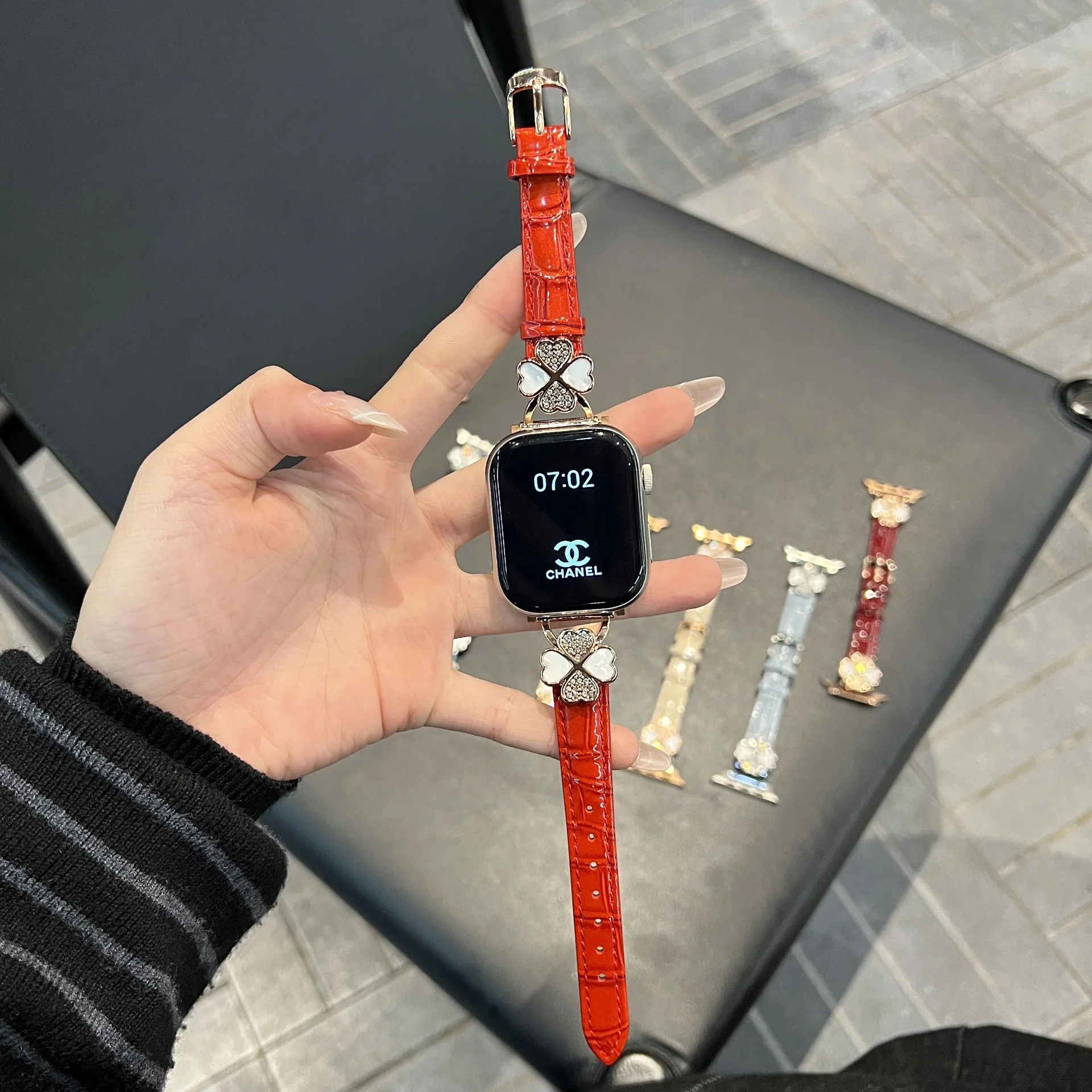 Bright red - rose gold buckle