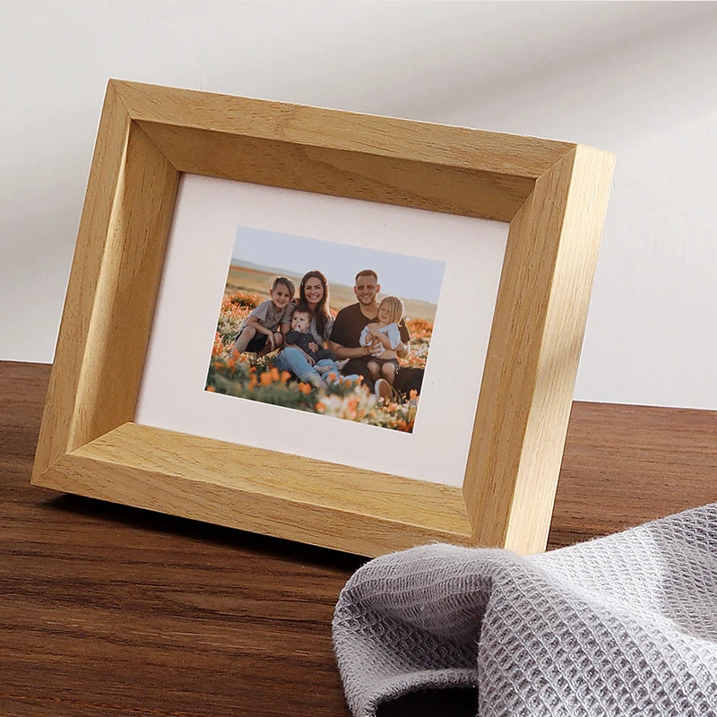 Customized Display Oak Photo Frames Stand Luxury Vintage Wall Hanging Table Desktop Bamboo Wood Photo Frame
