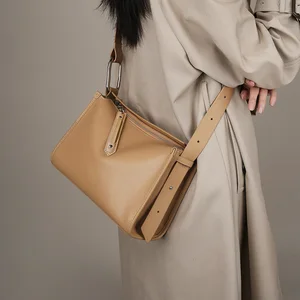 Women Female Luxury Custom Leather Custom Cross Body One Shoulder Bag Leather Crossbody Bag for Ladies