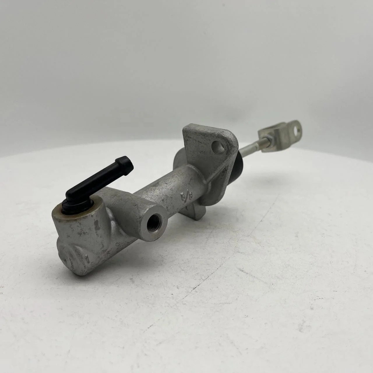 Clutch Master Cylinder for DAEWOO LANOS - OEM & IATF16949