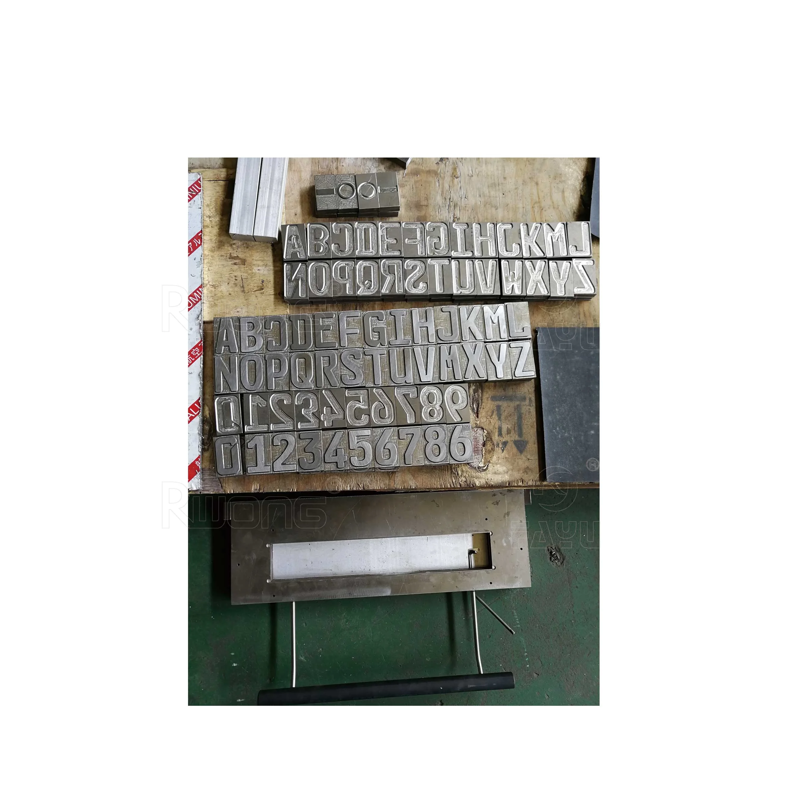 License Plate Number Molds