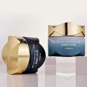 Luxurious 50g Cream Glass Jar with Four-leaf Clover-Shaped Lid Petals and Plastic Cap for Skin Care a Work of Art